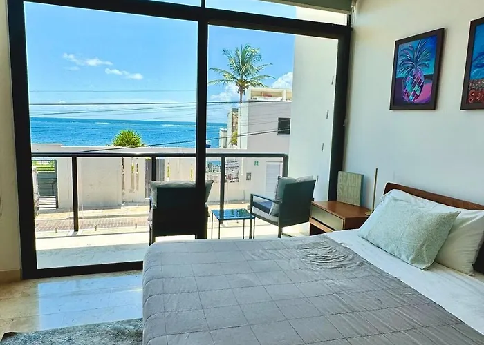 Bright Ocean View With Rooftop Pool Access Apartment