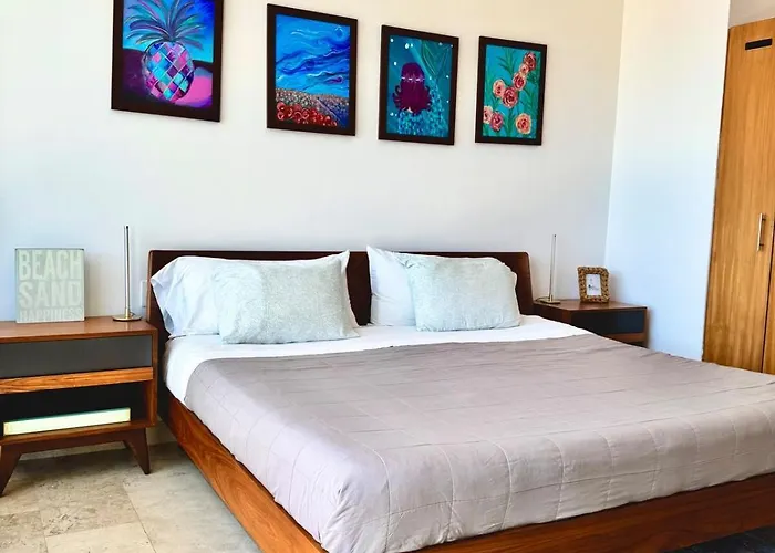 Bright Ocean View With Rooftop Pool Access Puerto Morelos