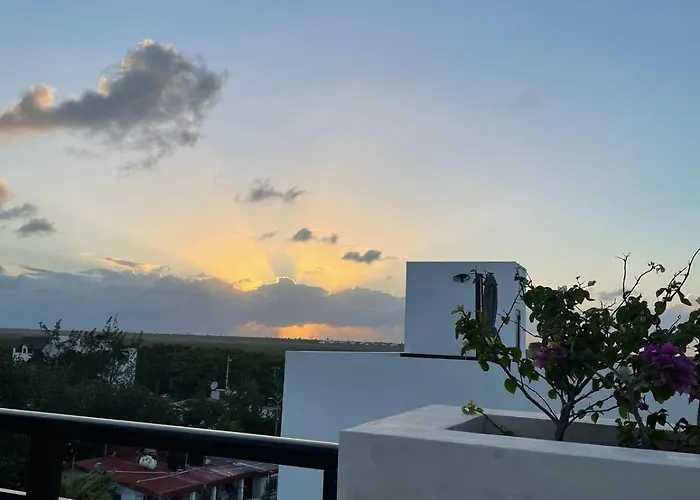 Bright Ocean View With Rooftop Pool Access * Puerto Morelos