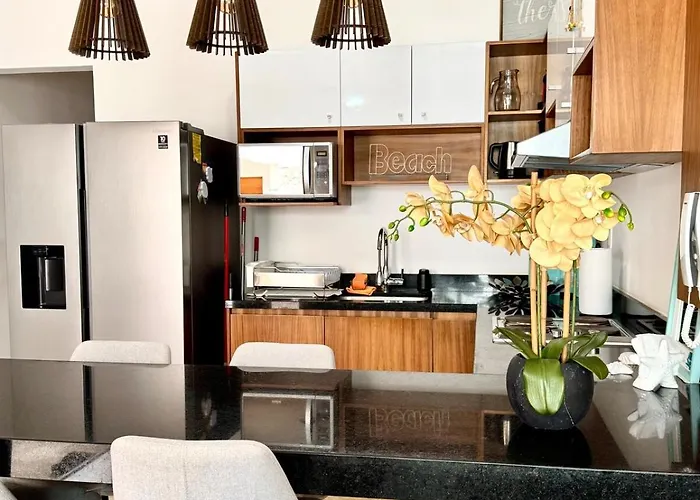 Bright Ocean View With Rooftop Pool Access Puerto Morelos