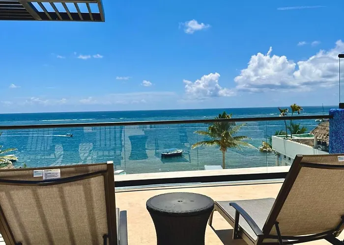 Bright Ocean View With Rooftop Pool Access Apartment Puerto Morelos
